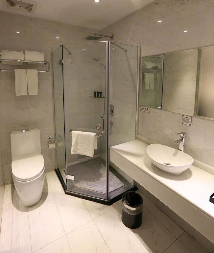 Sotel Inn Hotel San Yuan Li Branch قوانغتشو المظهر الخارجي الصورة